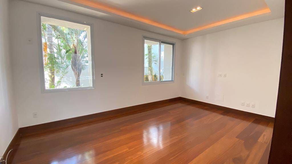 Casa à venda com 4 quartos, 931m² - Foto 45