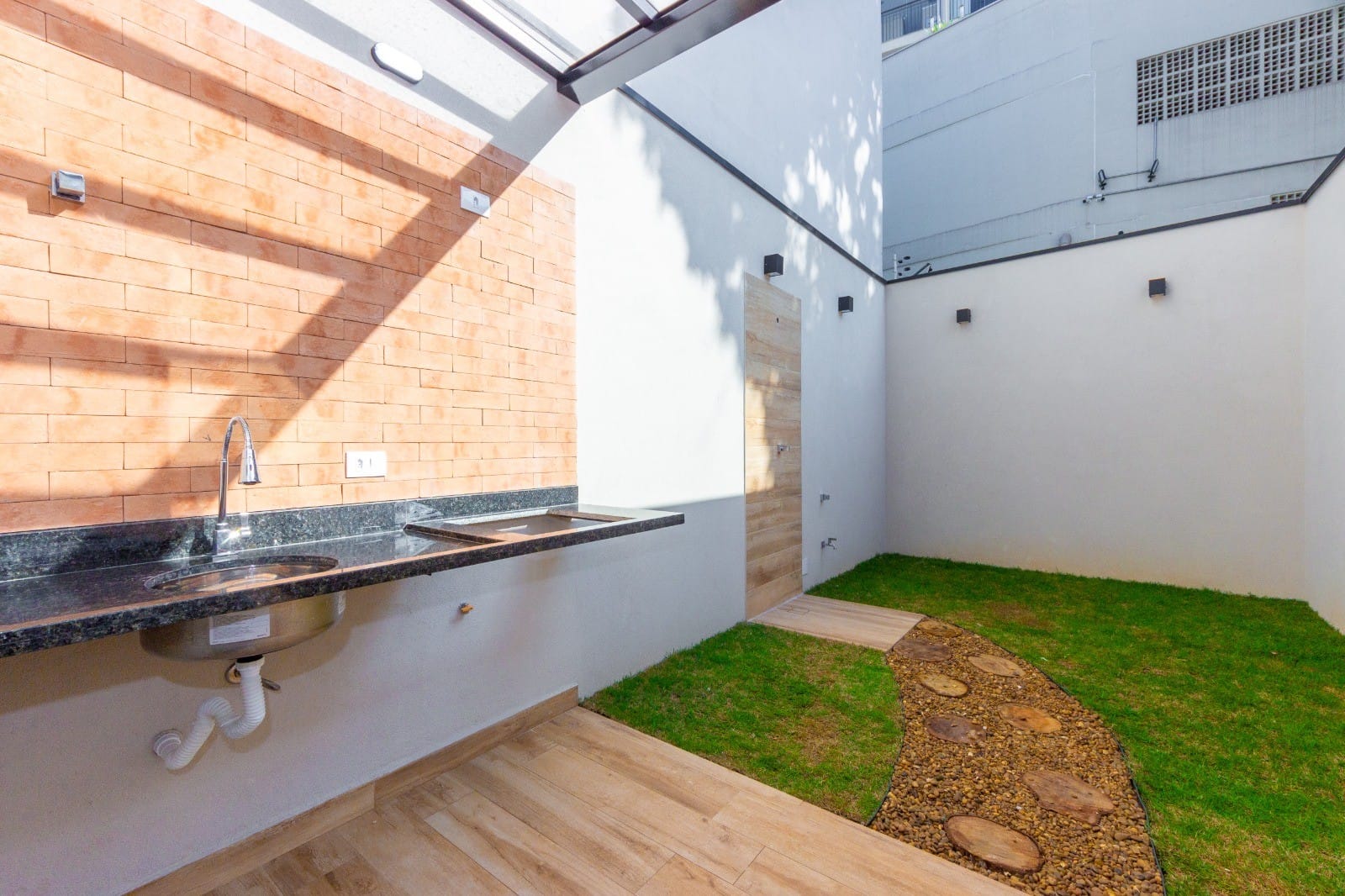 Casa, 3 quartos, 130 m² - Foto 1