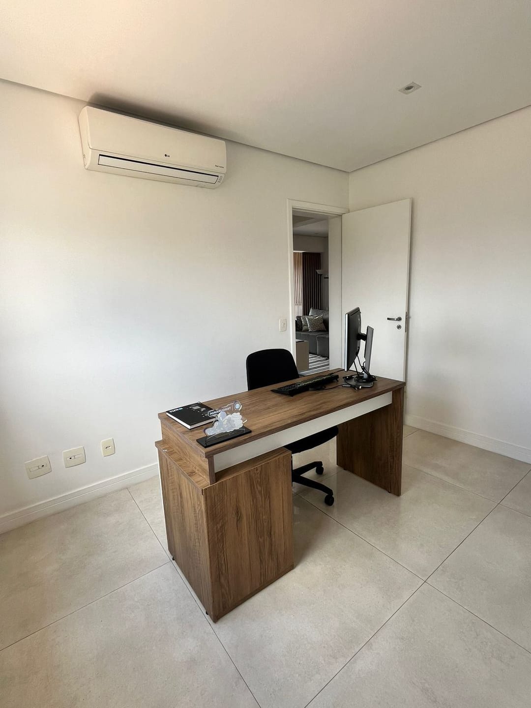Apartamento, 2 quartos, 73 m² - Foto 1