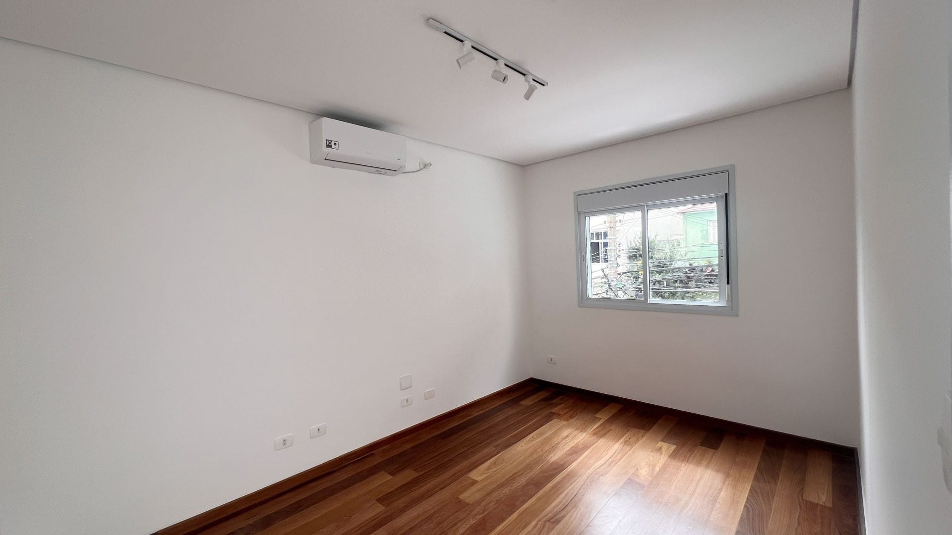 Casa, 3 quartos, 240 m² - Foto 6