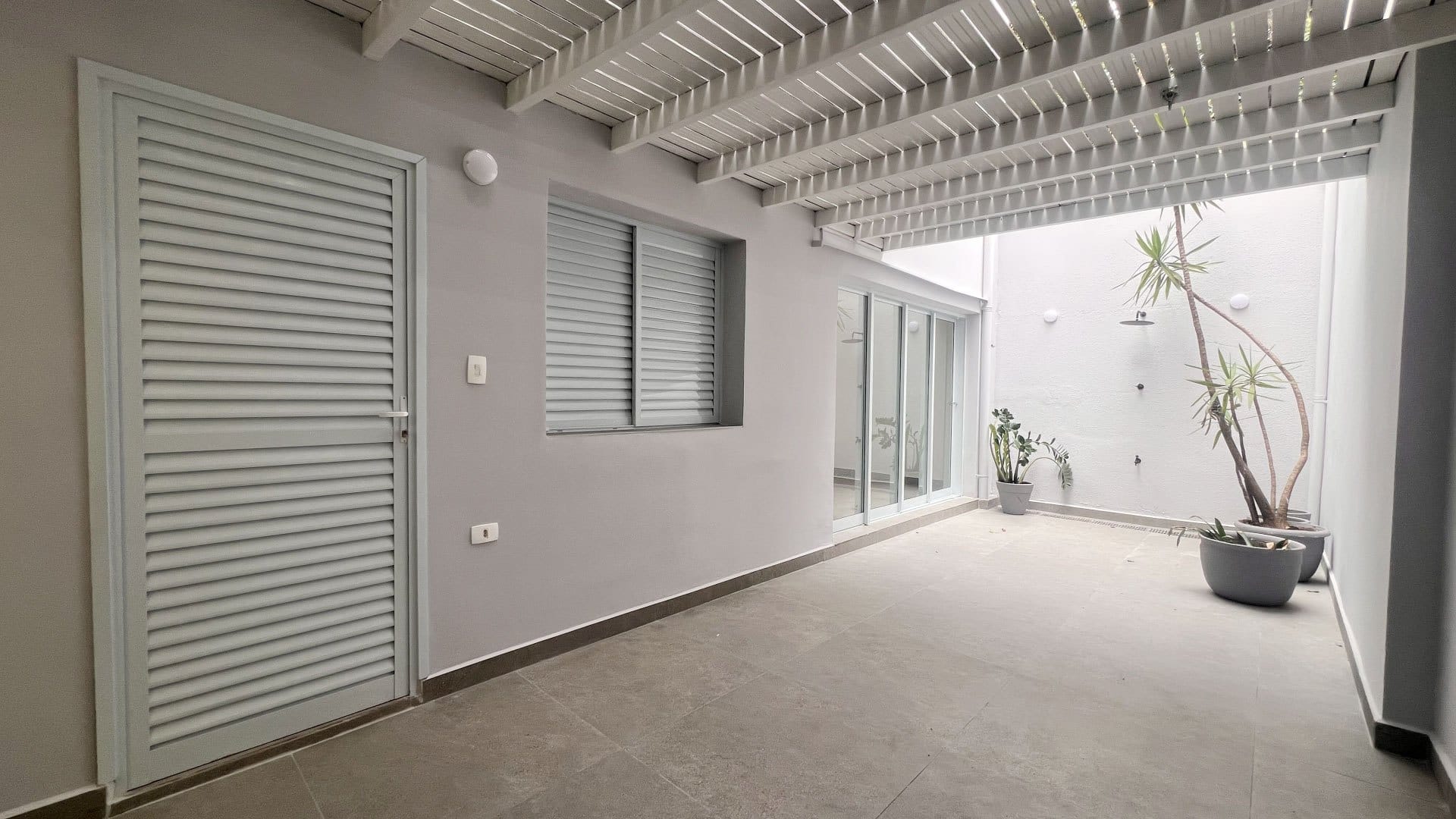 Casa, 3 quartos, 240 m² - Foto 1