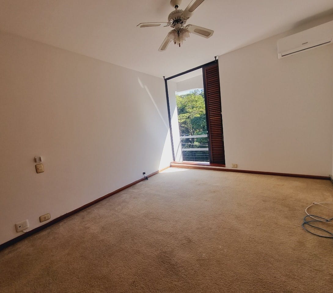 Casa à venda com 4 quartos, 945m² - Foto 20