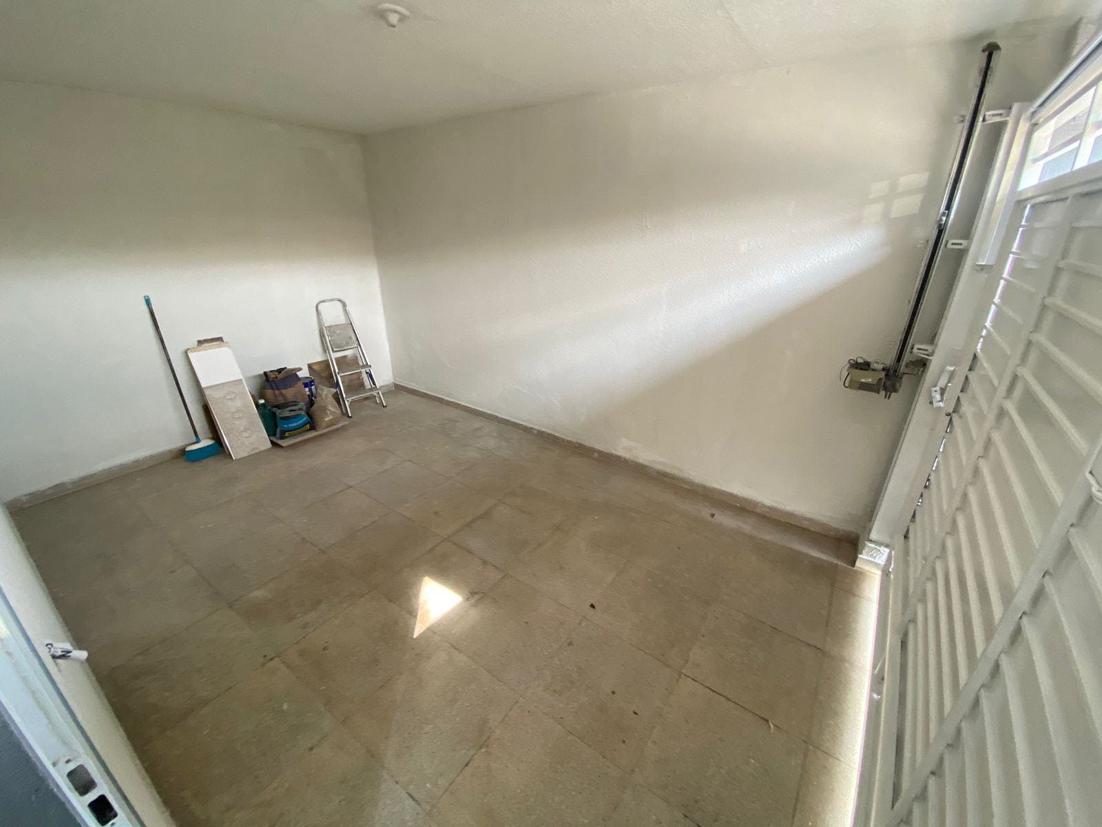 Casa para alugar com 2 quartos, 1120m² - Foto 13