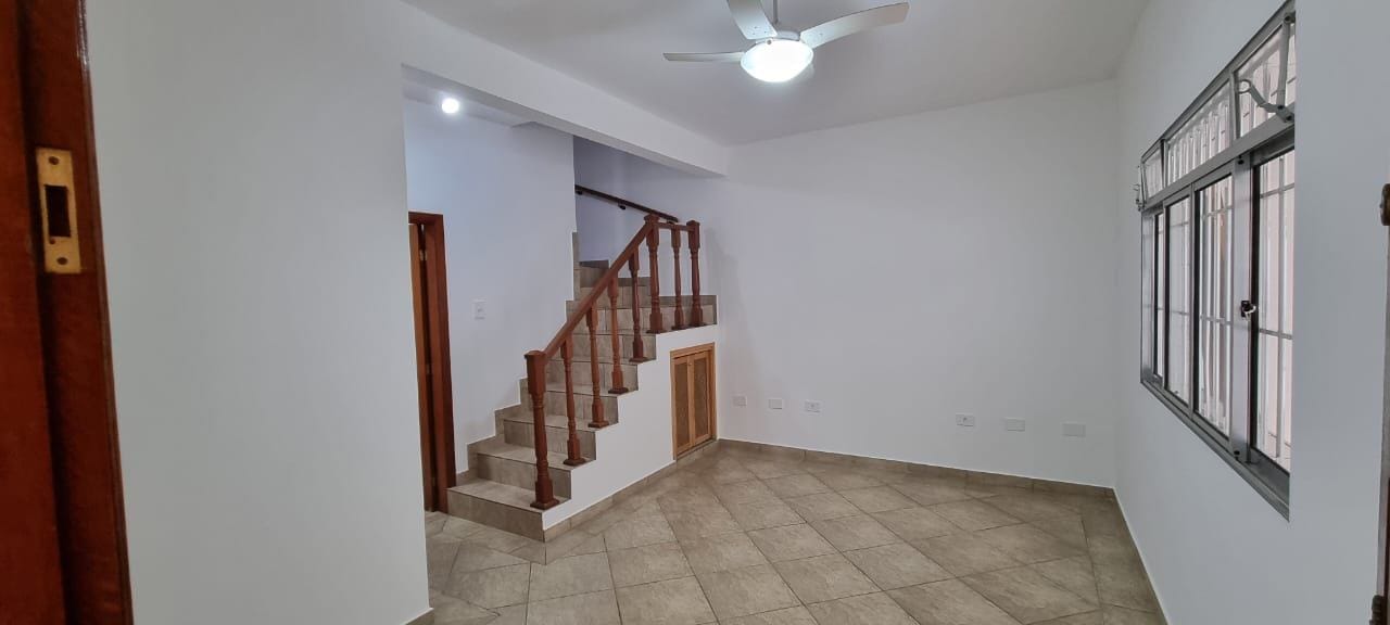 Casa, 3 quartos, 126 m² - Foto 2