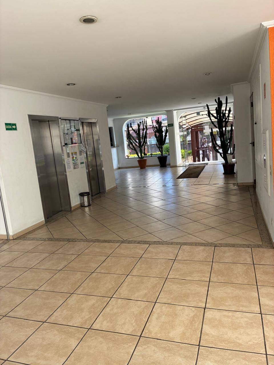 Apartamento para alugar com 1 quarto, 48m² - Foto 1