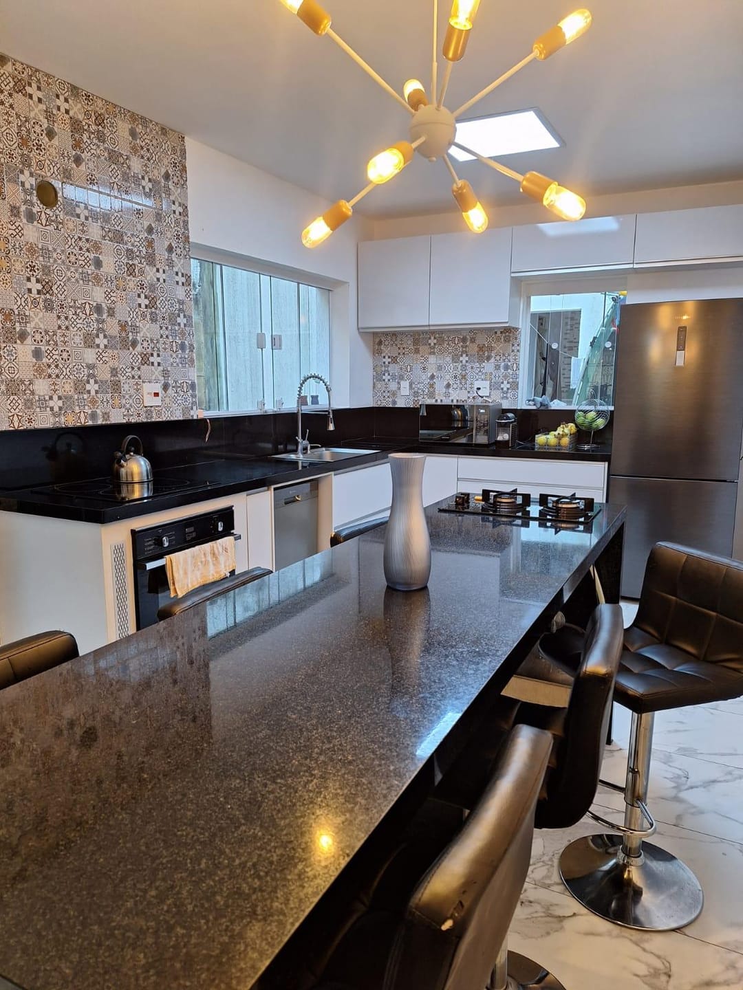 Casa, 3 quartos, 270 m² - Foto 4