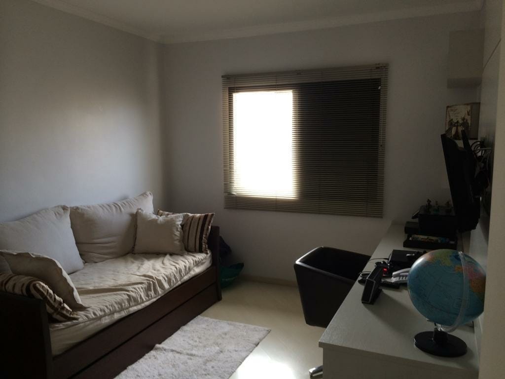 Casa, 4 quartos, 210 m² - Foto 4