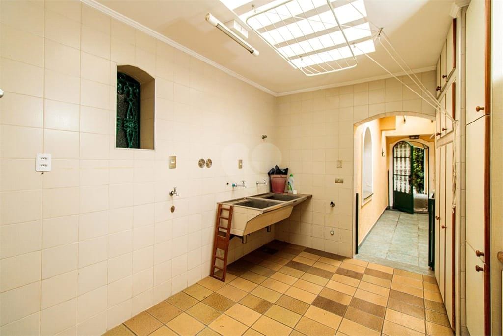 Casa, 4 quartos, 297 m² - Foto 32