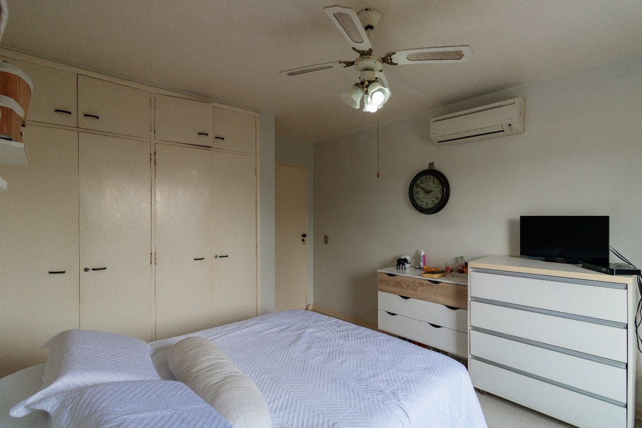 Casa, 4 quartos, 240 m² - Foto 14