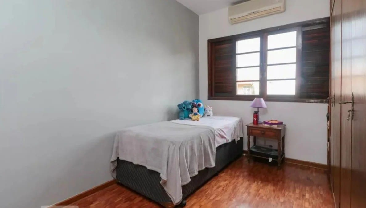 Casa, 4 quartos, 250 m² - Foto 24