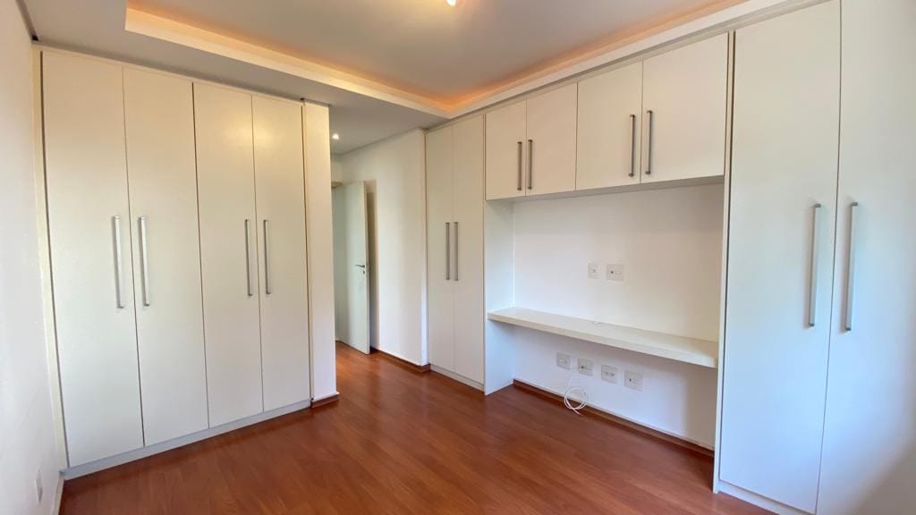 Casa à venda com 4 quartos, 931m² - Foto 47