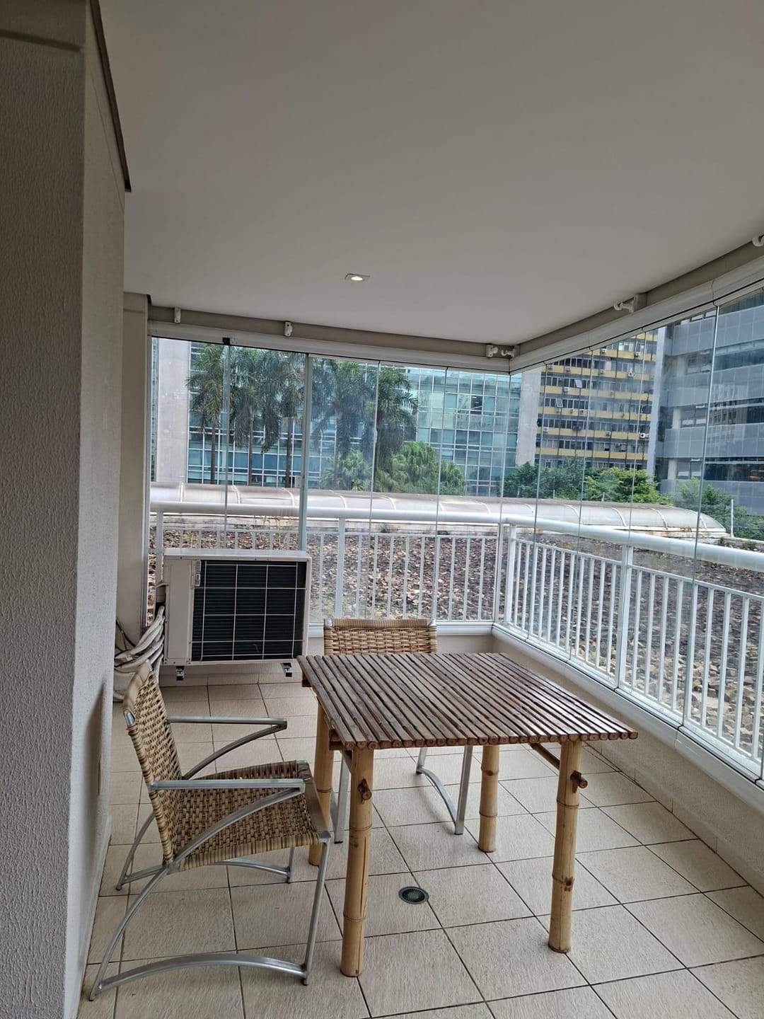 Apartamento, 1 quarto, 77 m² - Foto 1