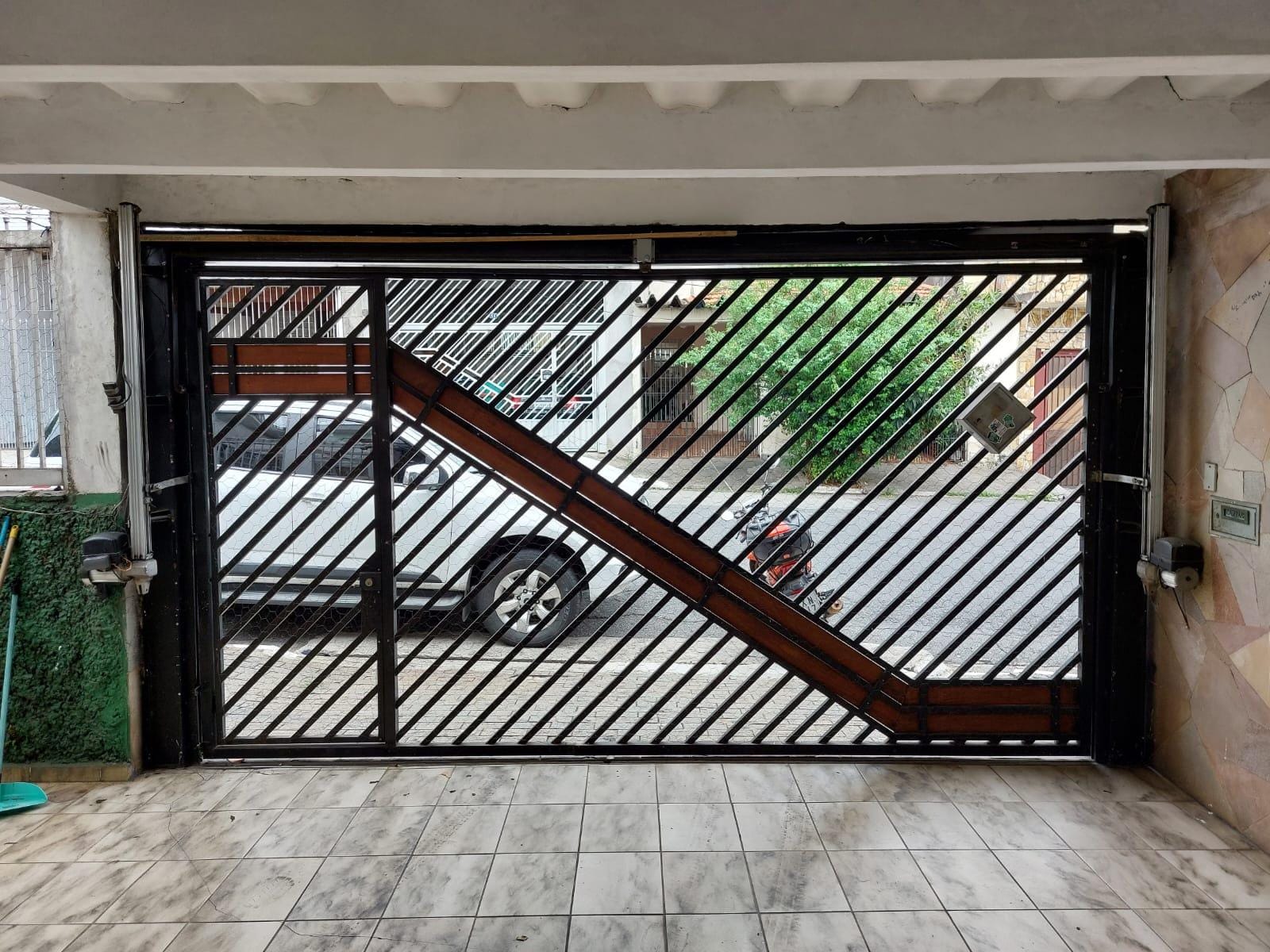 Casa, 5 quartos, 330 m² - Foto 4