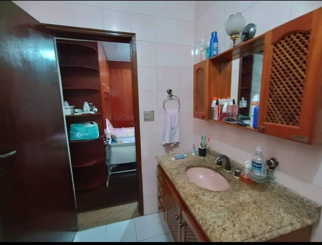 Casa, 4 quartos, 224 m² - Foto 15