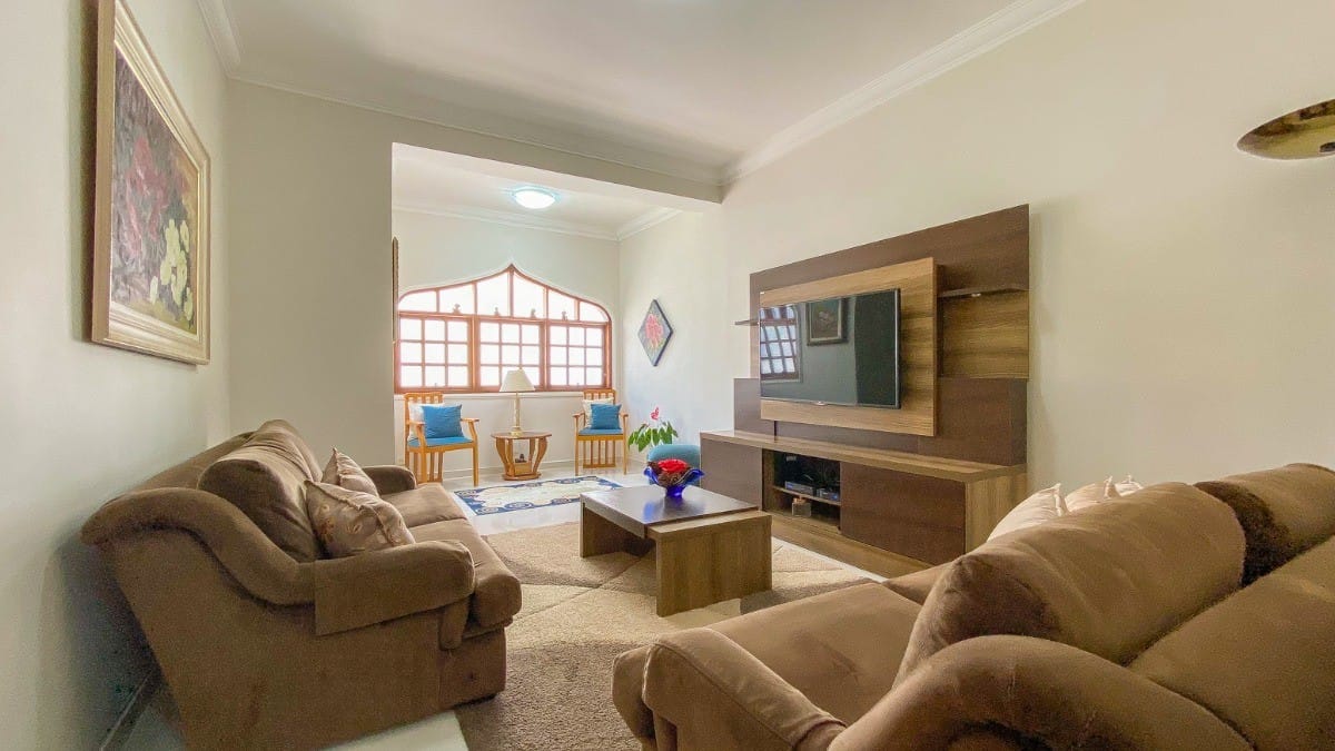 Casa, 5 quartos, 275 m² - Foto 4