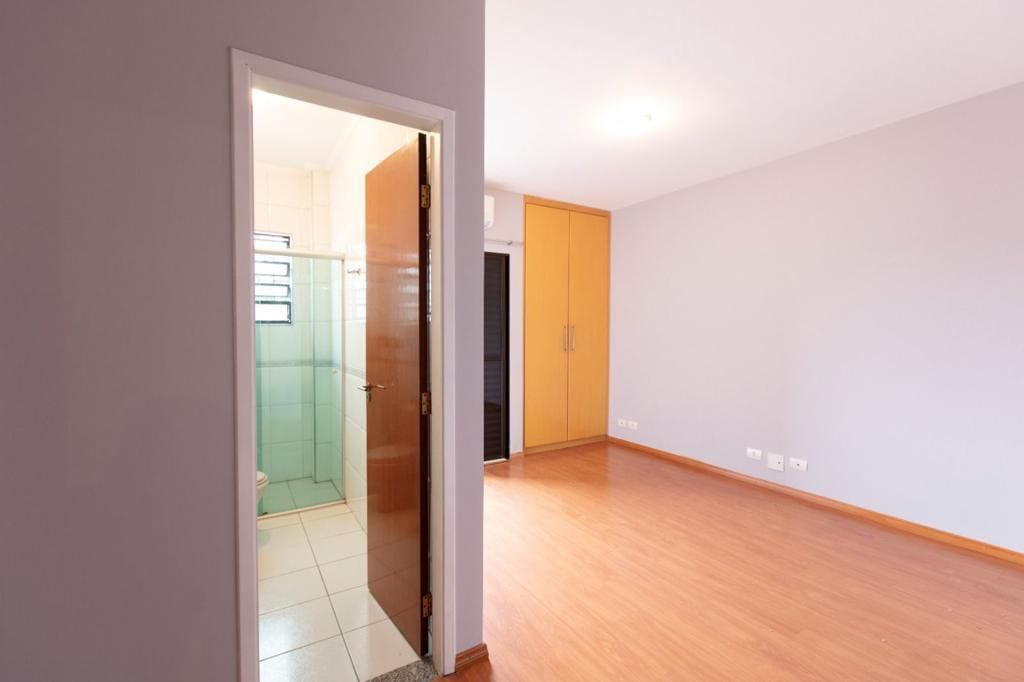 Casa, 3 quartos, 206 m² - Foto 2