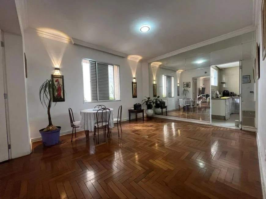 Apartamento, 3 quartos, 230 m² - Foto 9