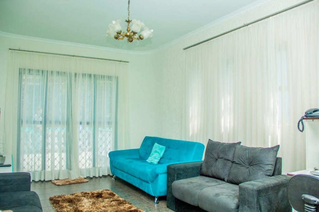 Casa, 5 quartos, 172 m² - Foto 2