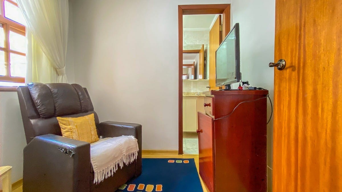 Casa, 5 quartos, 275 m² - Foto 10