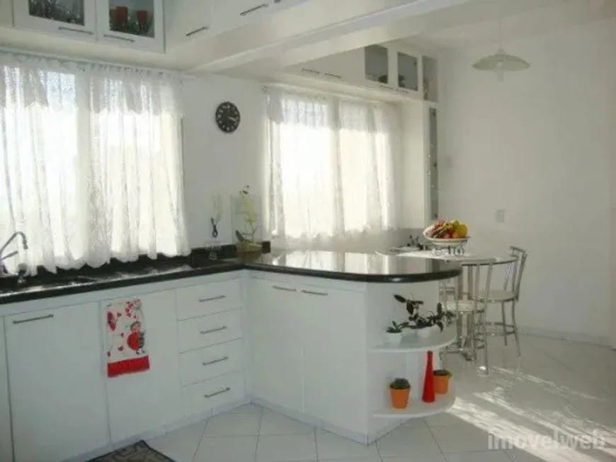 Apartamento, 3 quartos, 180 m² - Foto 6