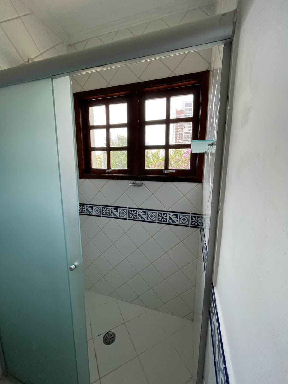 Casa à venda com 3 quartos, 210m² - Foto 5