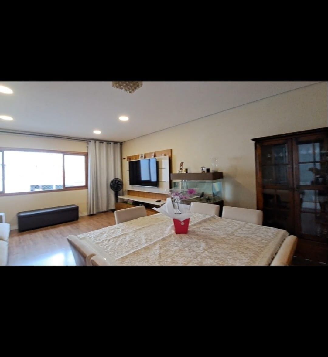 Casa, 3 quartos, 200 m² - Foto 13