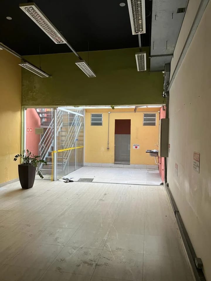 Prédio Inteiro, 600 m² - Foto 1