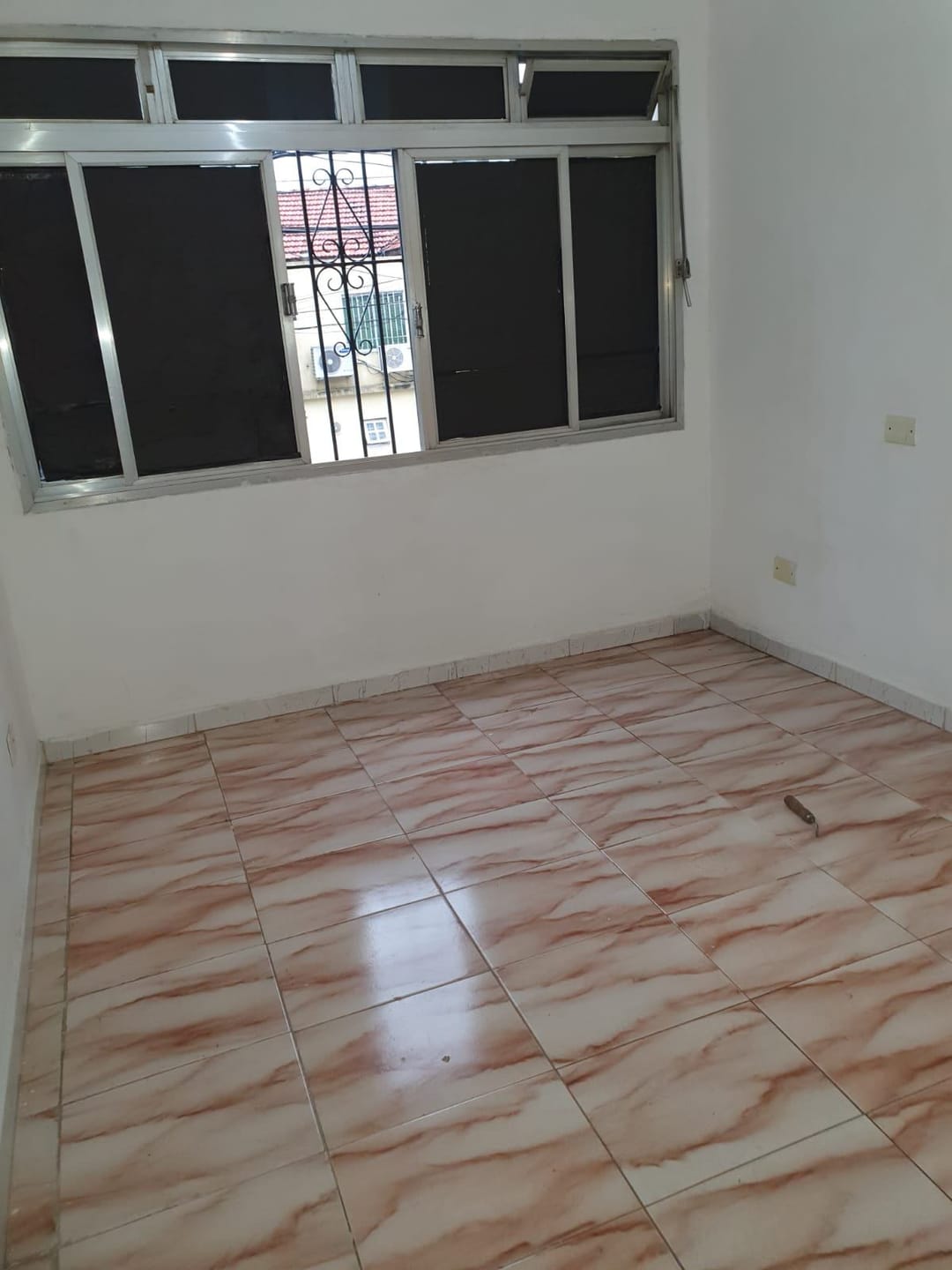 Casa, 1 quarto, 160 m² - Foto 1