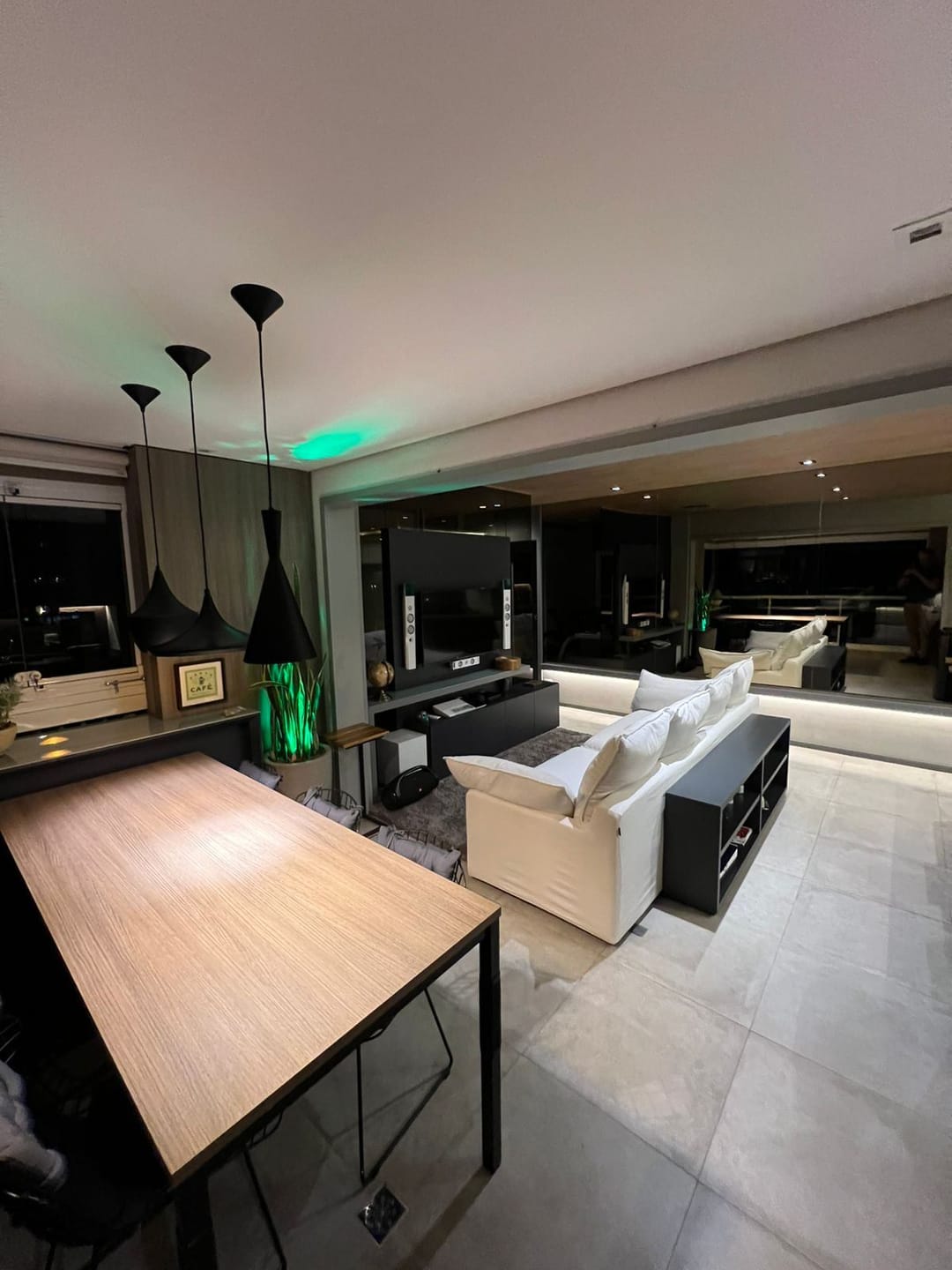 Apartamento à venda com 2 quartos, 72m² - Foto 25