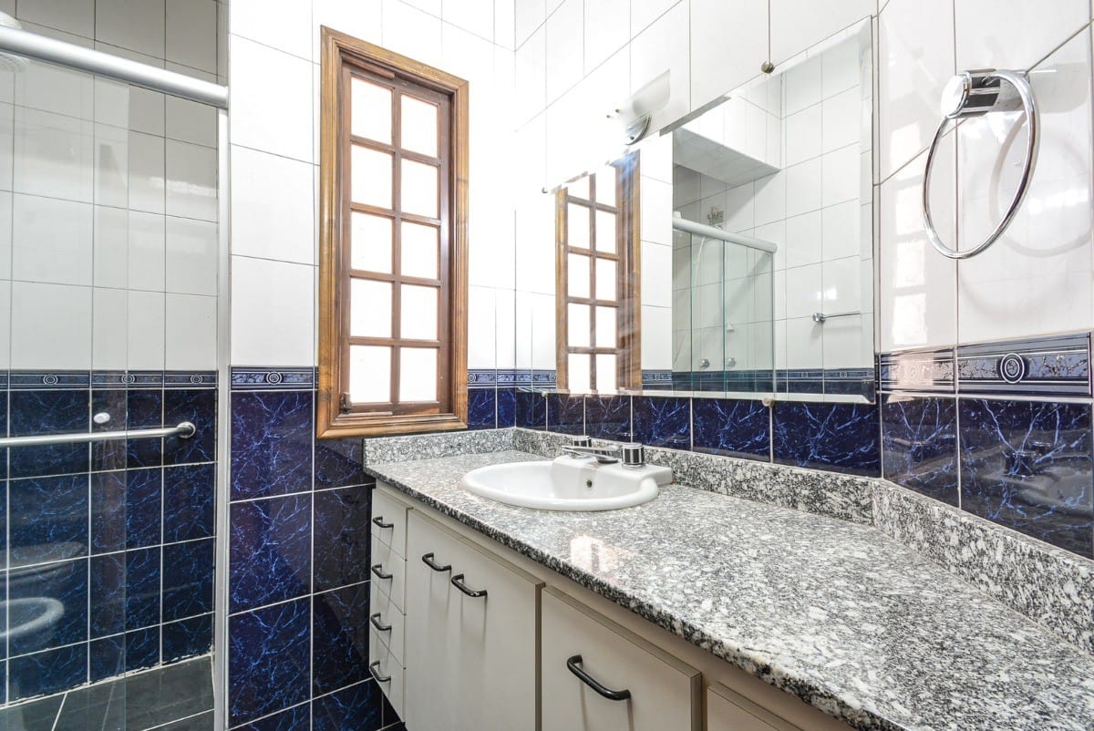 Casa, 3 quartos, 280 m² - Foto 1