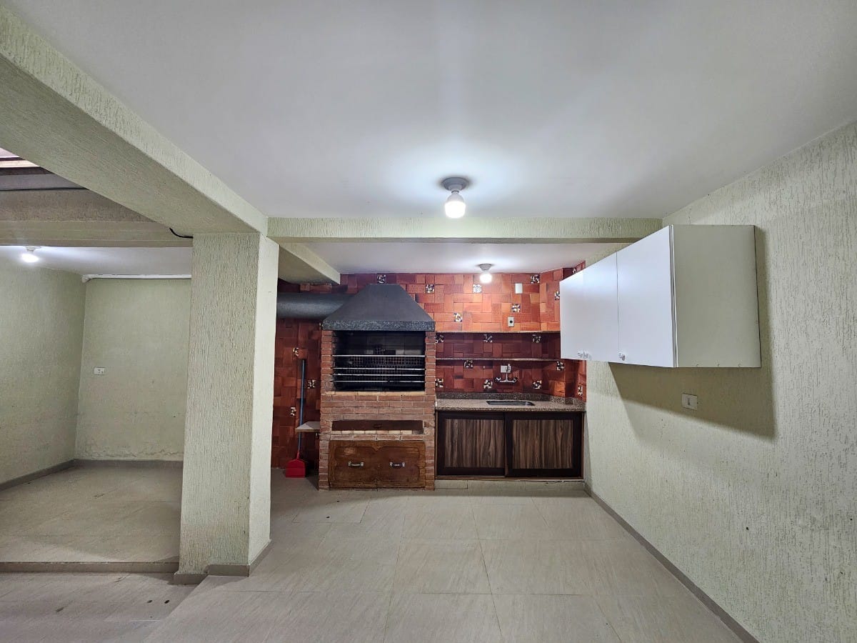 Casa, 3 quartos, 240 m² - Foto 18