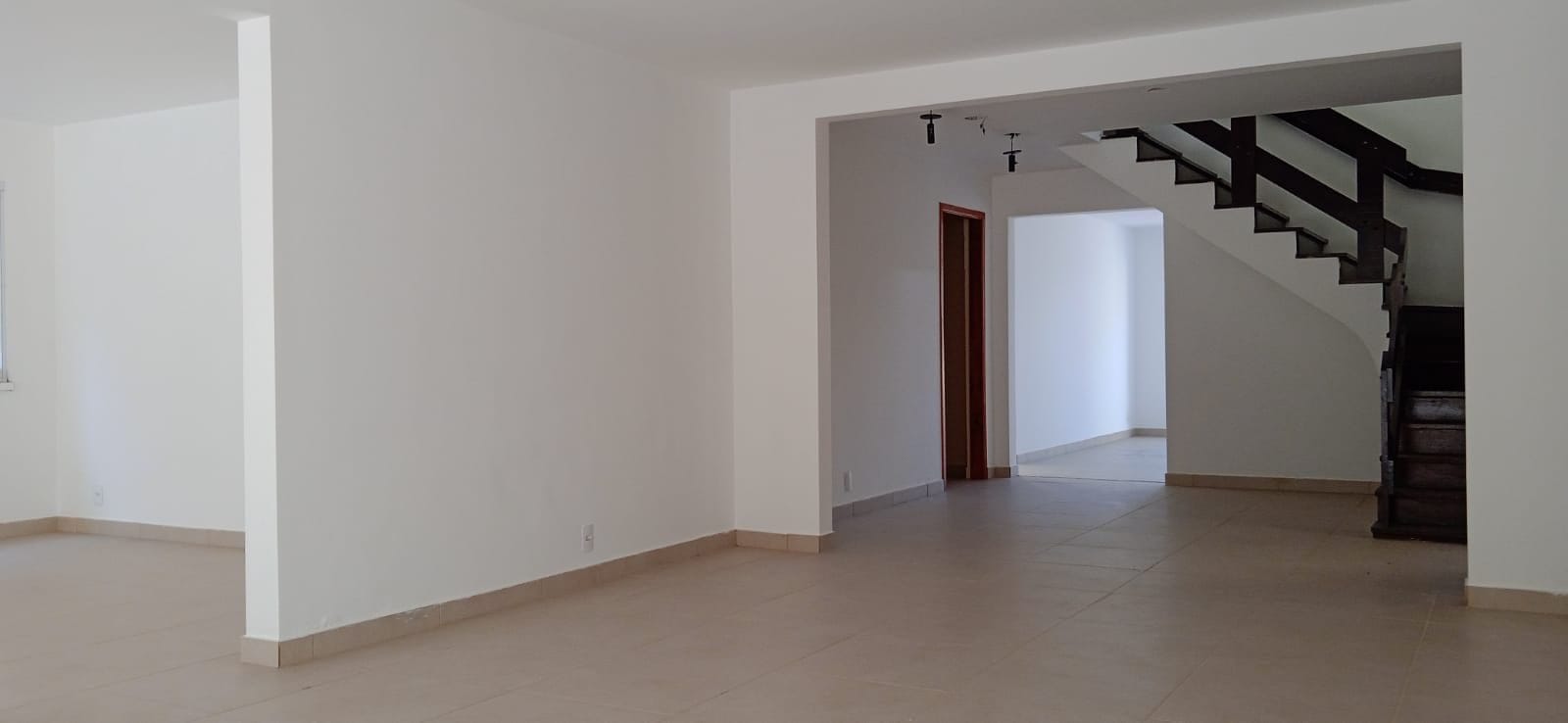Casa, 3 quartos, 458 m² - Foto 1
