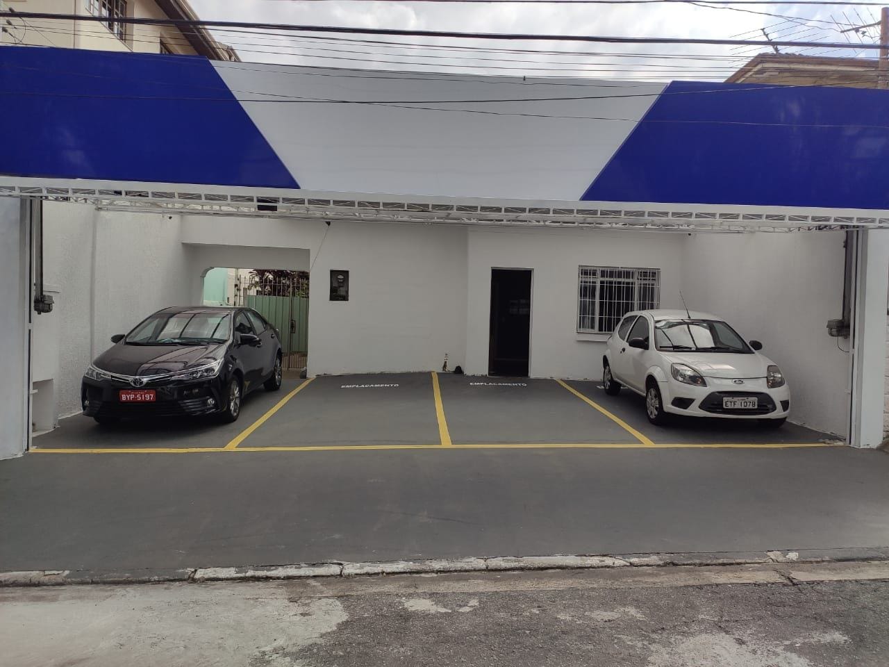 Casa, 3 quartos, 220 m² - Foto 1