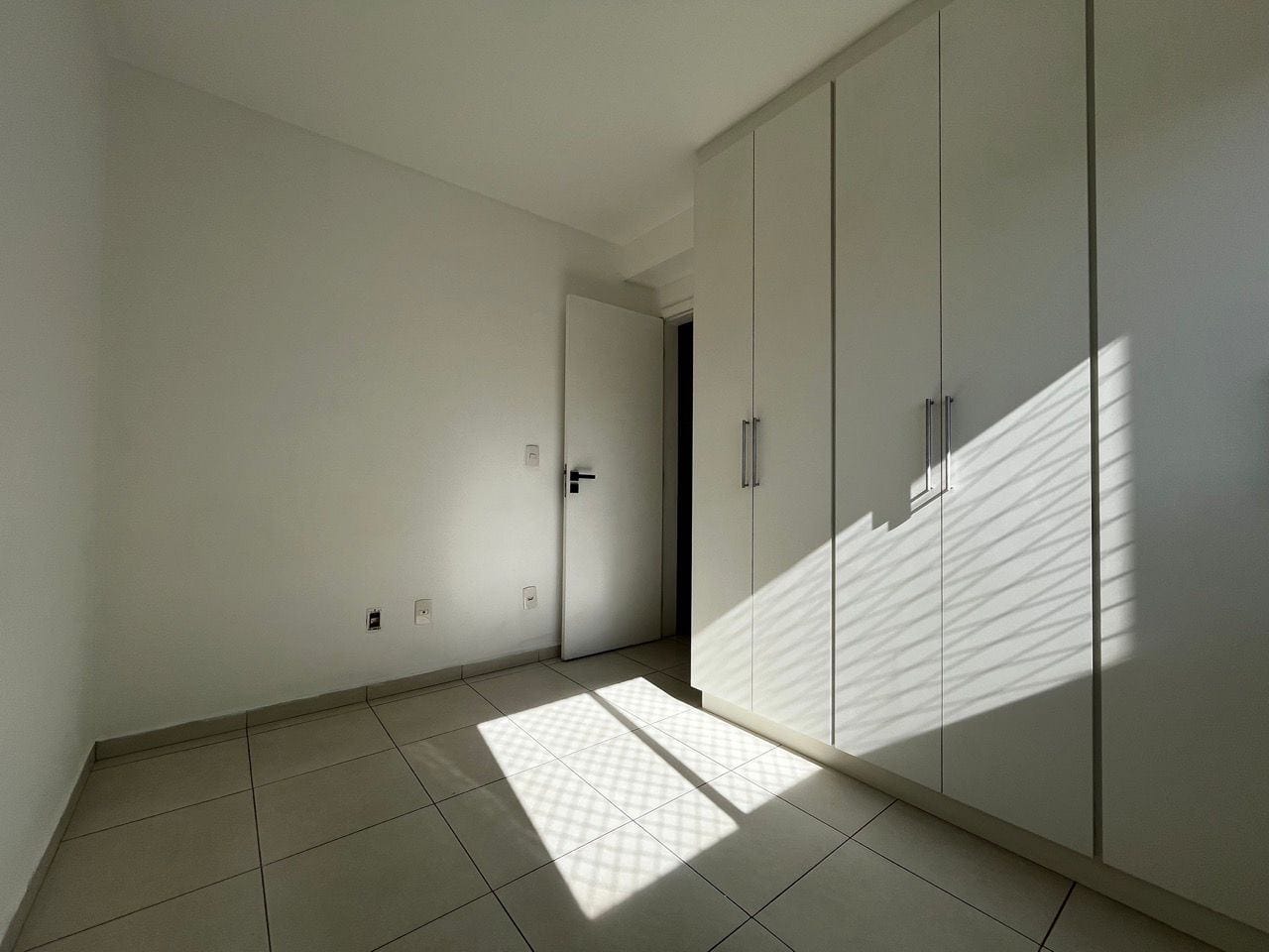 Apartamento para alugar com 3 quartos, 86m² - Foto 1