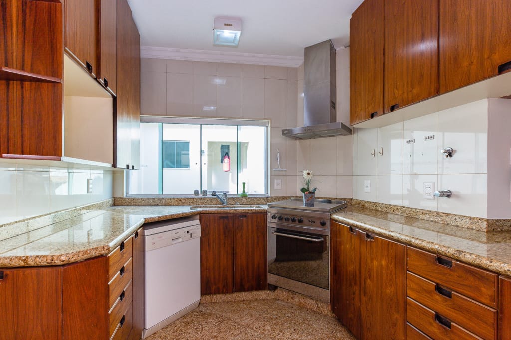 Casa, 4 quartos, 220 m² - Foto 5