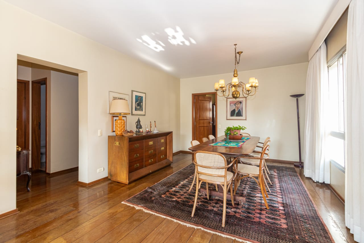 Apartamento, 3 quartos, 192 m² - Foto 1