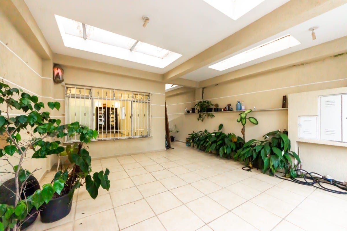 Casa, 4 quartos, 174 m² - Foto 1