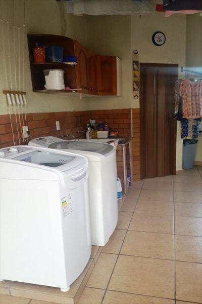 Casa, 4 quartos, 338 m² - Foto 3