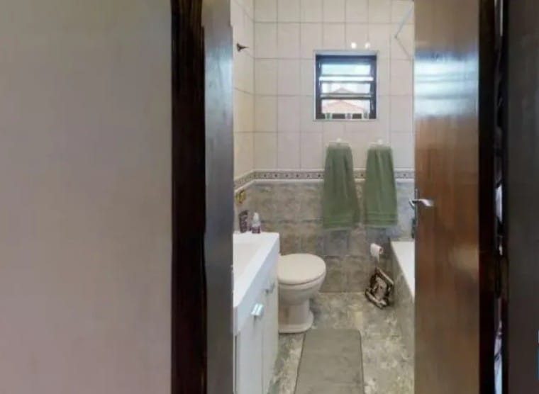 Casa, 5 quartos, 245 m² - Foto 12