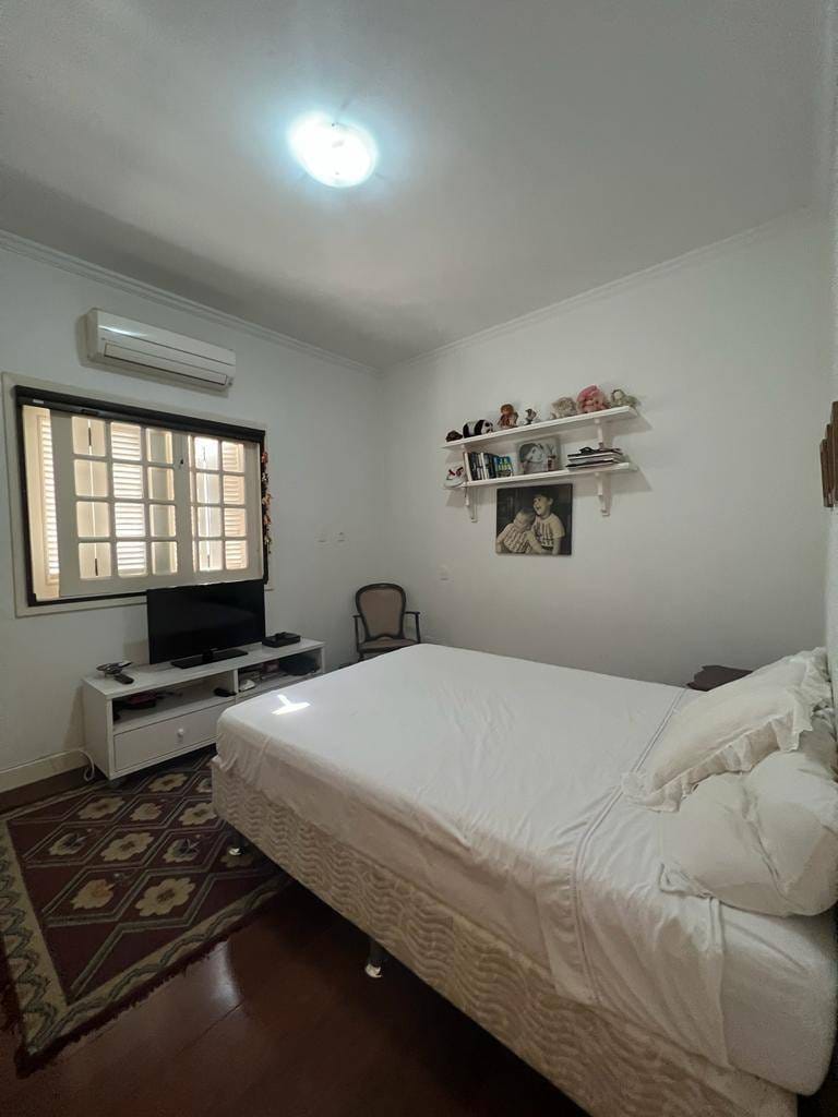 Casa, 3 quartos, 420 m² - Foto 1