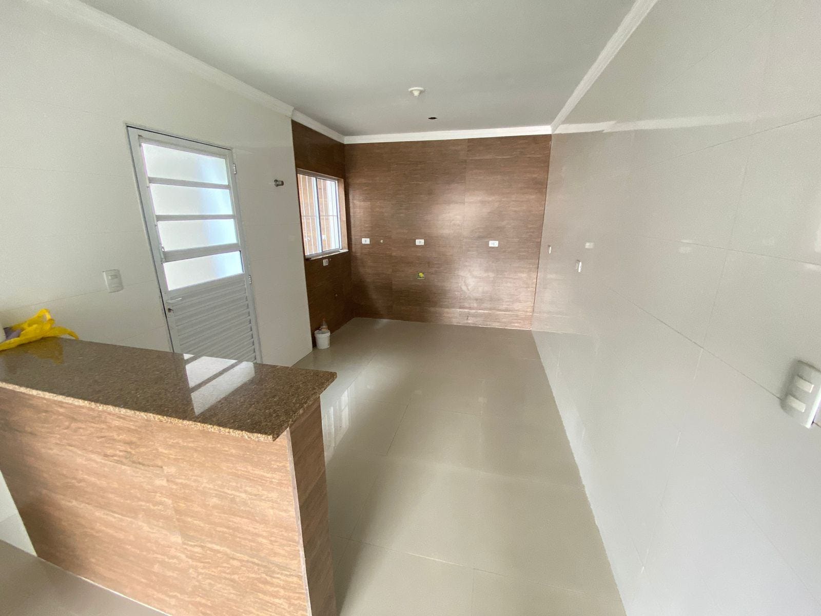Casa para alugar com 2 quartos, 1120m² - Foto 17