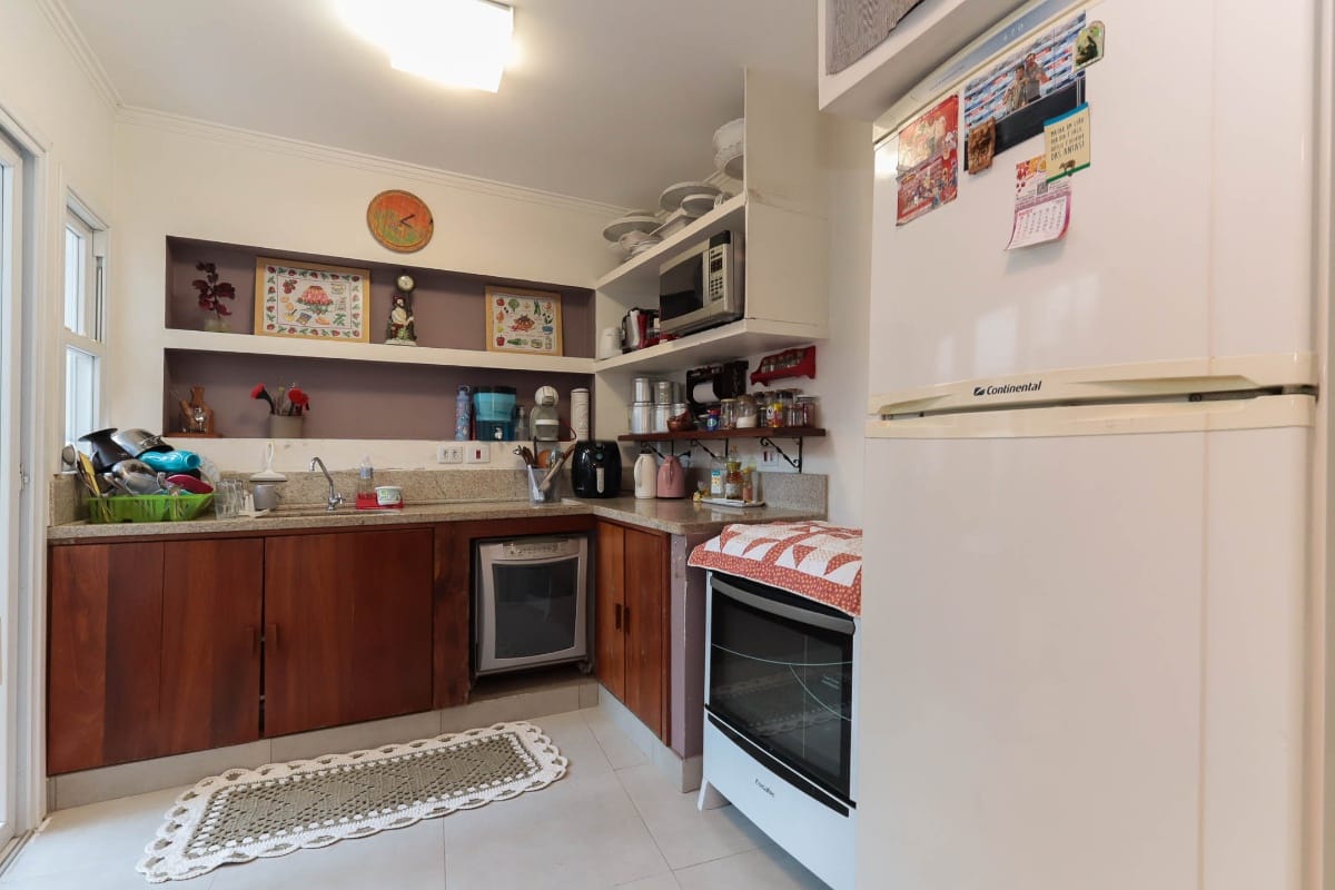 Casa, 4 quartos, 240 m² - Foto 30