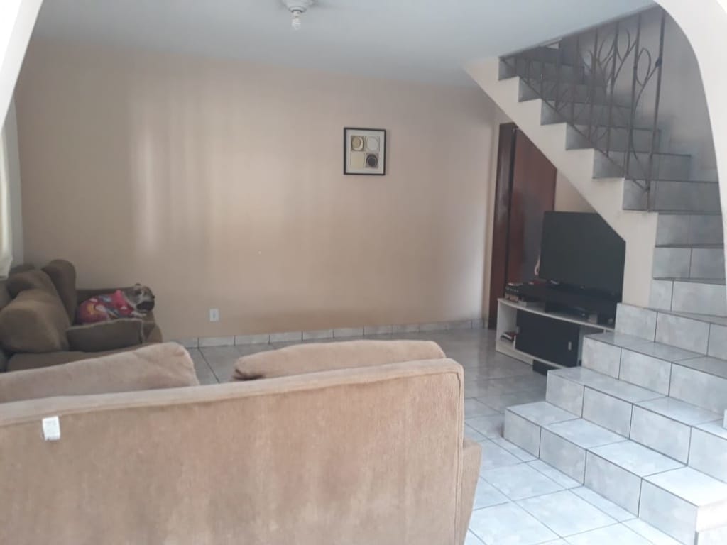 Casa, 2 quartos, 90 m² - Foto 1