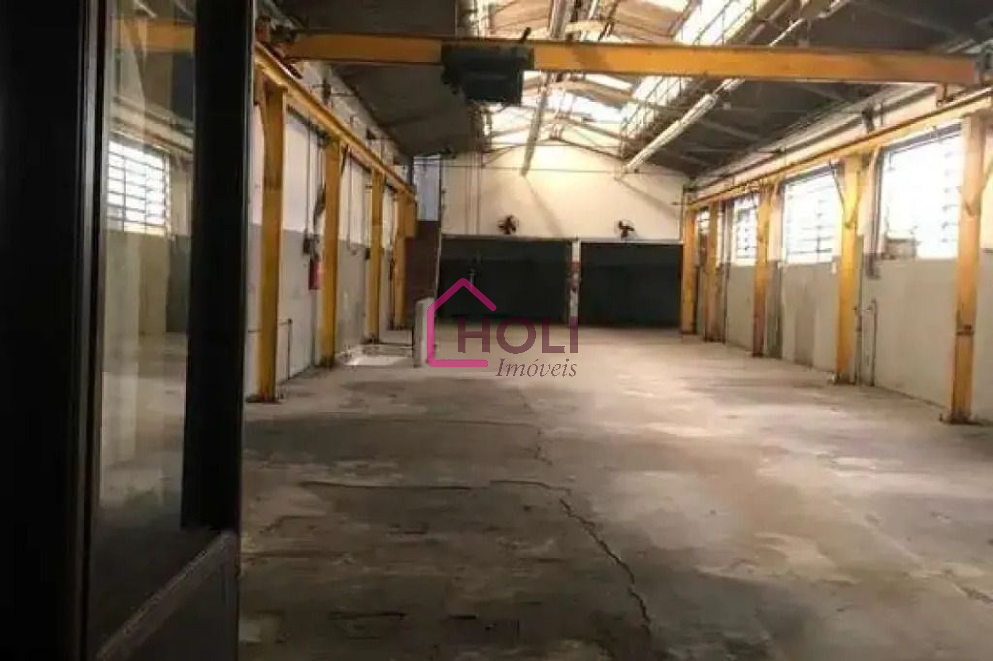 Depósito-Galpão, 930 m² - Foto 1