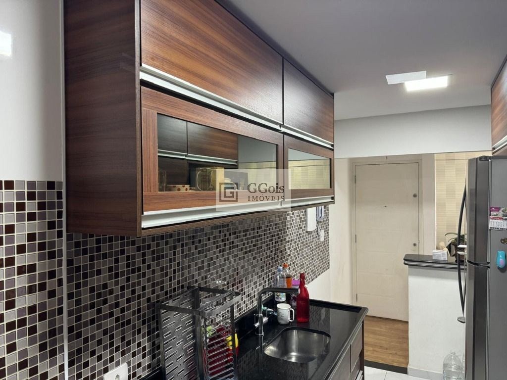 Apartamento à venda com 2 quartos, 56m² - Foto 12