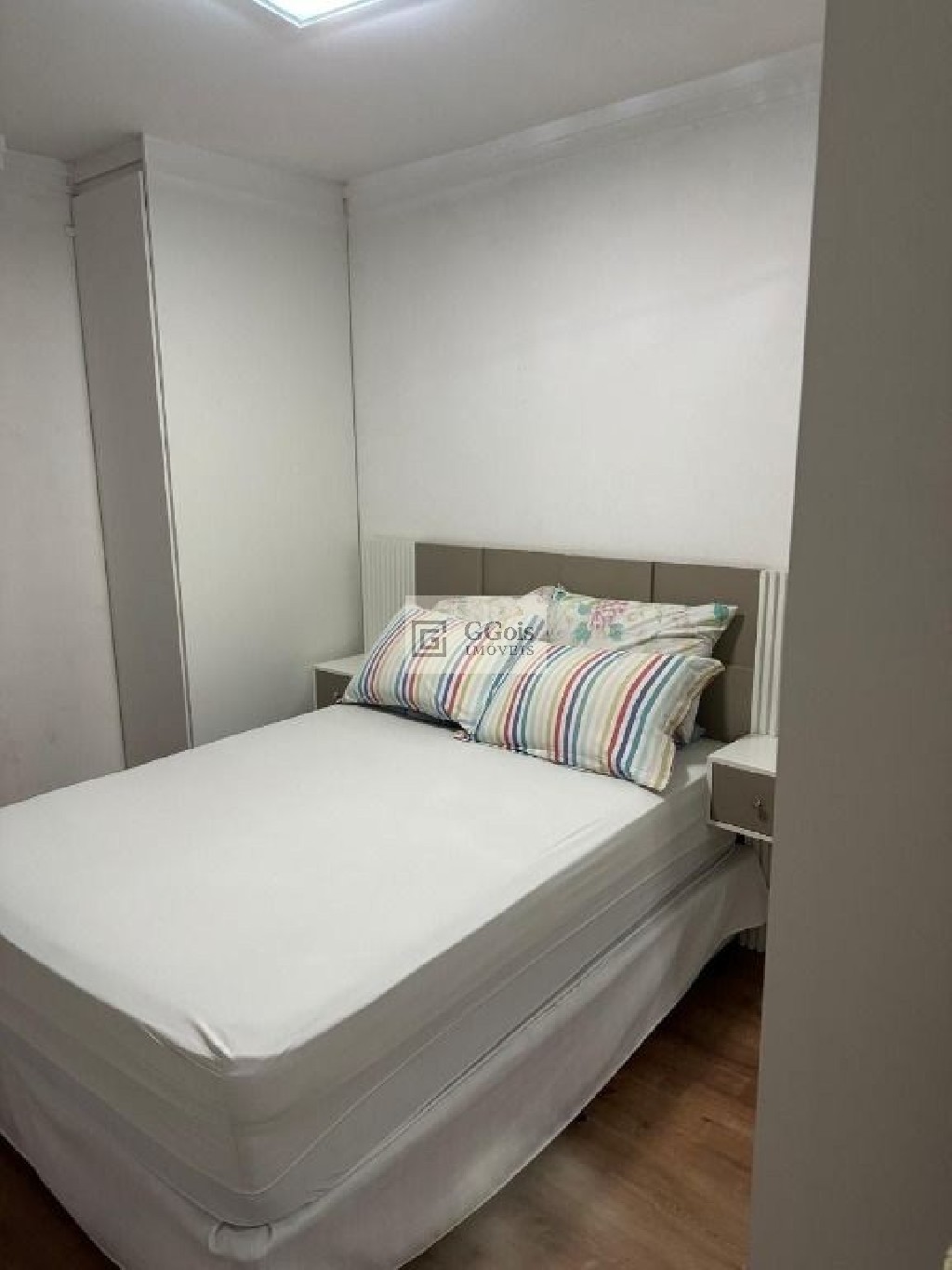 Apartamento à venda com 2 quartos, 56m² - Foto 3