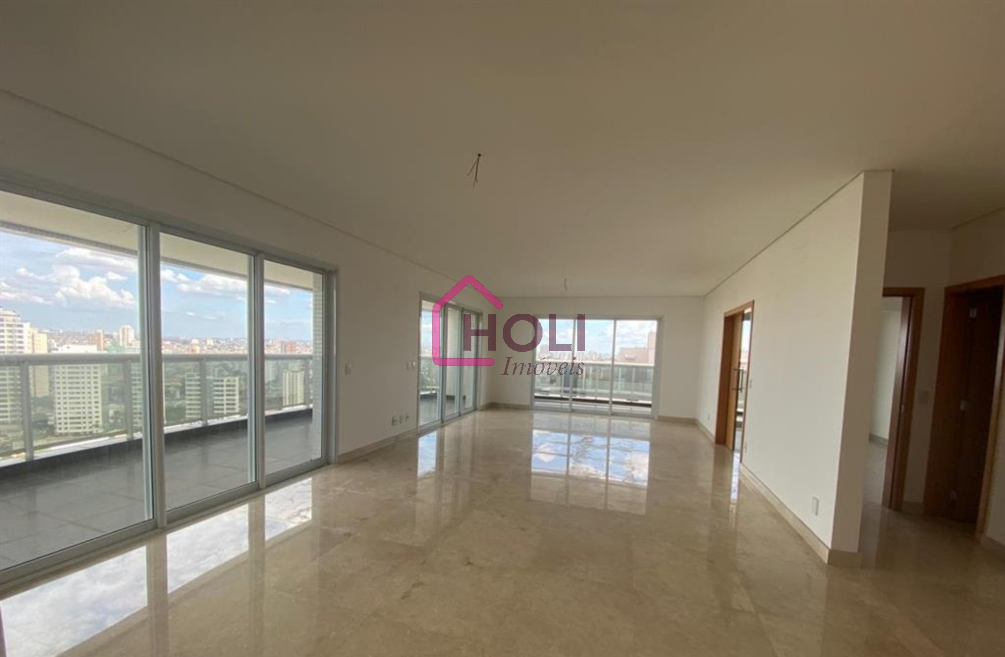 Apartamento, 4 quartos, 335 m² - Foto 1