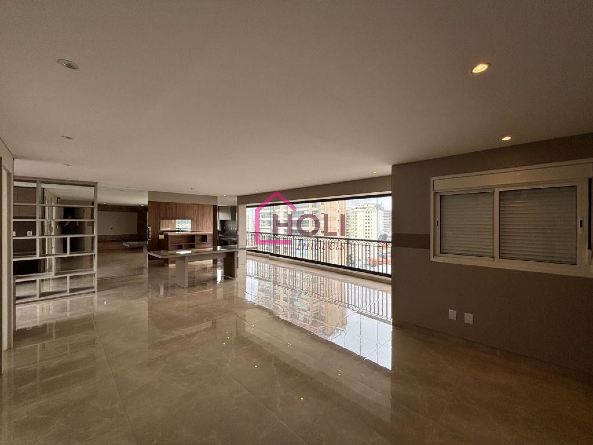 Apartamento, 3 quartos, 156 m² - Foto 1