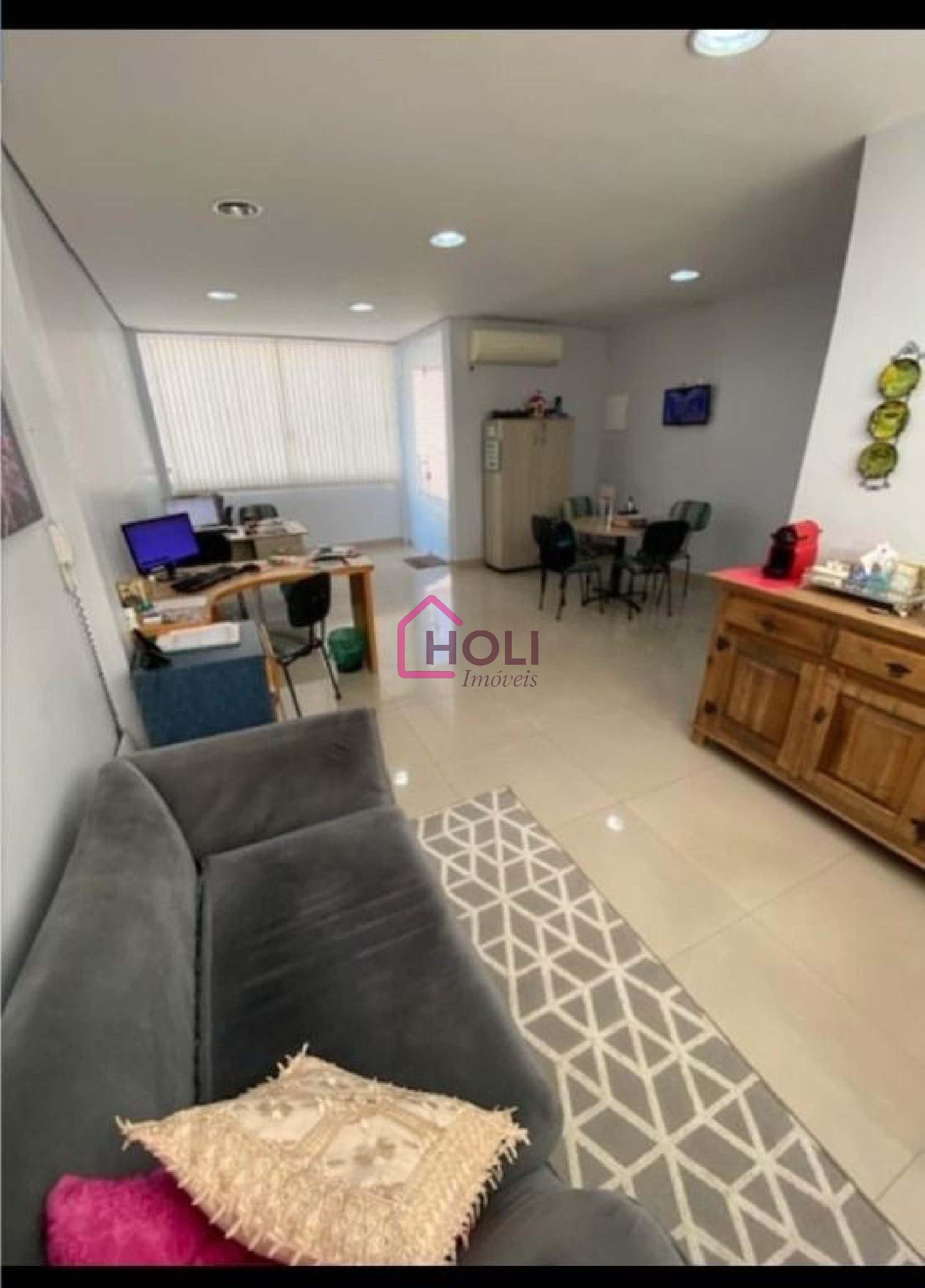Casa, 3 quartos, 270 m² - Foto 1