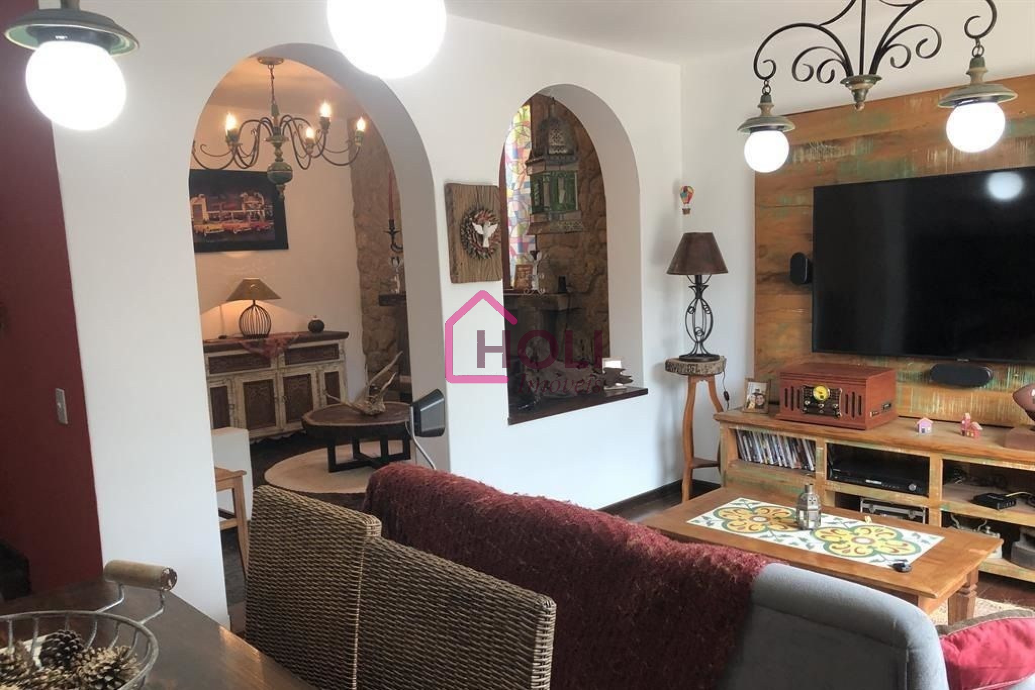Casa, 5 quartos, 260 m² - Foto 1